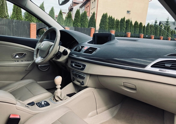 Renault Megane cena 25000 przebieg: 167000, rok produkcji 2011 z Kielce małe 67